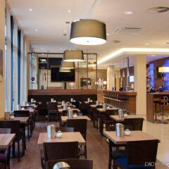Отель Holiday Inn Express Nurnberg City - Hauptbahnhof питание