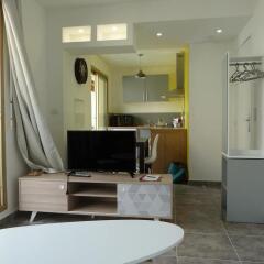 Апартаменты Studio In Nice, With Furnished Terrace And Wifi Ницца комната для гостей фото 2