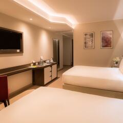 DoubleTree by Hilton Hotel Yerevan City Centre удобства в номере фото 2