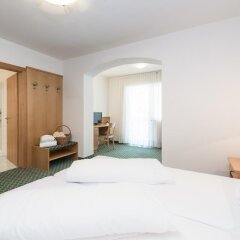 Saldur Small Active Hotel Злудерно комната для гостей фото 5