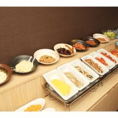 Отель Smile Hotel Asakusa Япония, Токио - 1 отзыв об отеле, цены и фото номеров - забронировать отель Smile Hotel Asakusa онлайн питание фото 2