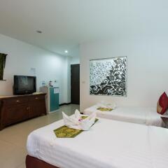 Golden House Hotel Patong Beach комната для гостей фото 3