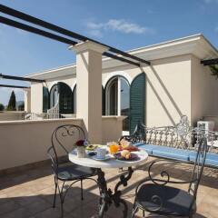 Отель Collina Degli Ulivi B&B Итри балкон