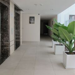 Nhi Phi Hotel интерьер отеля фото 3