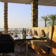 Radisson Blu Hotel, Abu Dhabi Yas Island пляж