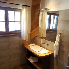 Отель Vandot Словения, Краньска-Гора - отзывы, цены и фото номеров - забронировать отель Vandot онлайн ванная
