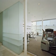 Hotel Habita фитнесс-зал