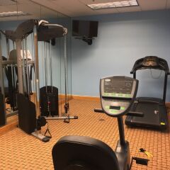 Отель Baymont Inn and Suites Fort Myers фитнесс-зал фото 2