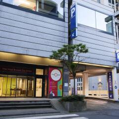 Thon Hotel Brussels City Centre парковка
