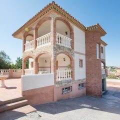 Отель Villa Carmen парковка