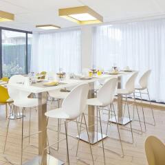 Отель Residhome Asnières Park