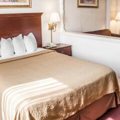 Отель Quality Inn & Conference Center Franklin комната для гостей фото 2