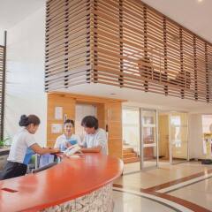 Eastiny Plaza Hotel интерьер отеля фото 3