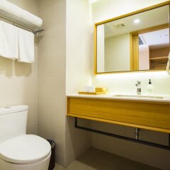 Отель Home Inn Xiamen University - Xiamen Китай, Сямынь - отзывы, цены и фото номеров - забронировать отель Home Inn Xiamen University - Xiamen онлайн ванная фото 2