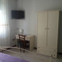 Отель B&B Napoli Stazione удобства в номере фото 2