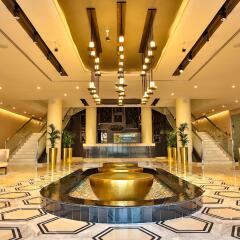 Отель Occidential Dubai Production City интерьер отеля