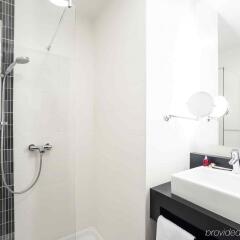 ibis Styles Hotel Brussels Centre Stéphanie ванная