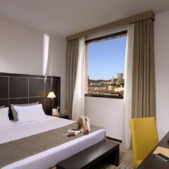 Отель Aemilia Hotel Bologna Италия, Болонья - 1 отзыв об отеле, цены и фото номеров - забронировать отель Aemilia Hotel Bologna онлайн комната для гостей