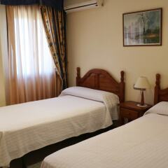 Отель Hostal Casa Santos комната для гостей фото 5