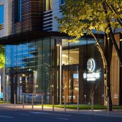 Гостиница DoubleTree by Hilton Moscow – Marina в Москве - забронировать гостиницу DoubleTree by Hilton Moscow – Marina, цены и фото номеров Москва вид на фасад фото 2