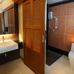 Отель Euanjitt Chill House ванная