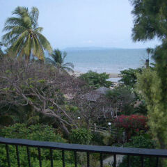 Отель Momchailai Beach Retreat пляж