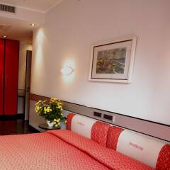 Hotel Derby Римини комната для гостей фото 4