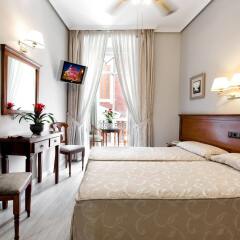 Отель Hostal Macarena комната для гостей фото 2