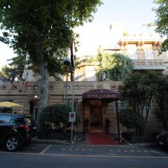Hotel Laurens Генуя парковка