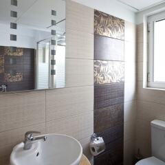 Отель Art Suites Athens Греция, Афины - отзывы, цены и фото номеров - забронировать отель Art Suites Athens онлайн ванная фото 2