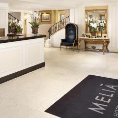 Отель Melia Paris Notre-Dame интерьер отеля фото 2