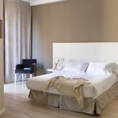 Апартаменты Apartments Rambla 102 комната для гостей фото 4