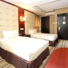 Celyn City Hotel комната для гостей
