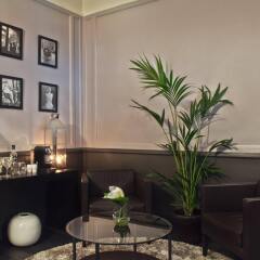 Отель Best Western Paris Gare Saint Lazare гостиничный бар