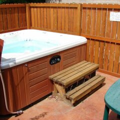 Отель Moab Lodging Vacation Rentals бассейн фото 3