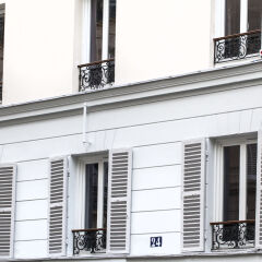 Отель Hôtel Le Mireille балкон