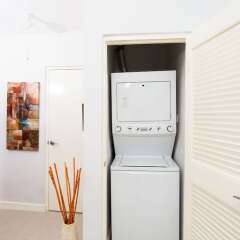 Отель Kingston Luxury Guest Apt at Sullivan удобства в номере фото 2