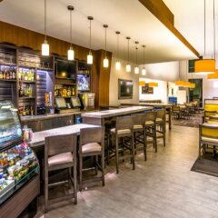 Отель Hyatt Place Washington DC/National Mall США, Вашингтон - отзывы, цены и фото номеров - забронировать отель Hyatt Place Washington DC/National Mall онлайн гостиничный бар