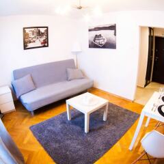 Отель Little Home - Warsaw Royal Польша, Варшава - отзывы, цены и фото номеров - забронировать отель Little Home - Warsaw Royal онлайн комната для гостей фото 4