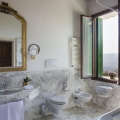 Отель Villa Michelangelo Vicenza – Starhotels Collezione Италия, Аркуньано - отзывы, цены и фото номеров - забронировать отель Villa Michelangelo Vicenza – Starhotels Collezione онлайн ванная фото 2