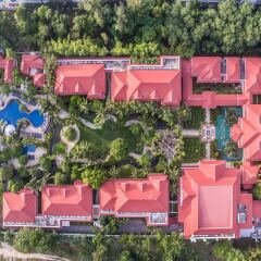 Отель Wora Bura Hua Hin Resort and Spa спортивное сооружение