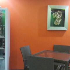 Silla Patong Hostel питание