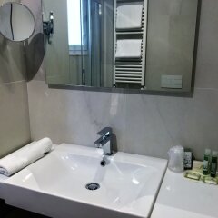 Отель Select Suites & Spa Риччоне ванная фото 3