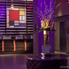 Отель Hilton New York Fashion District США, Нью-Йорк - отзывы, цены и фото номеров - забронировать отель Hilton New York Fashion District онлайн бассейн