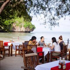 Отель Sand Sea Resort питание