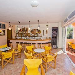 Отель Aloni Hotel Греция, Пефкохори - отзывы, цены и фото номеров - забронировать отель Aloni Hotel онлайн