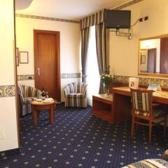 Отель Mokinba Hotels Baviera в номере фото 2