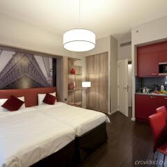 Отель Aparthotel Adagio Brussels Grand Place комната для гостей
