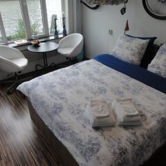 Отель Bed and Breakfast Amsterdam West спа