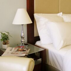 Renaissance Tel Aviv Hotel Тель-Авив в номере
